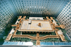 <b>万团董事长黄志明先生一手打制了总面积3万多平</b>